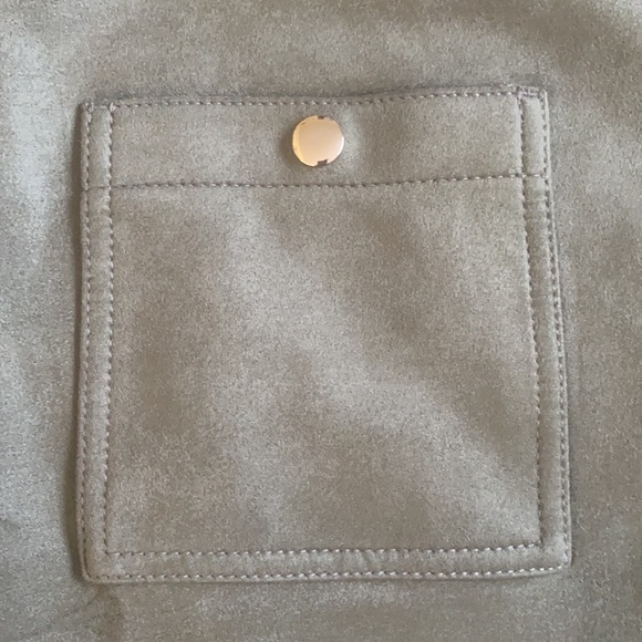 NWT LOFT Olive Green and Gold Faux Suede Pocket Shift Mini Skirt - Picture 3 of 7